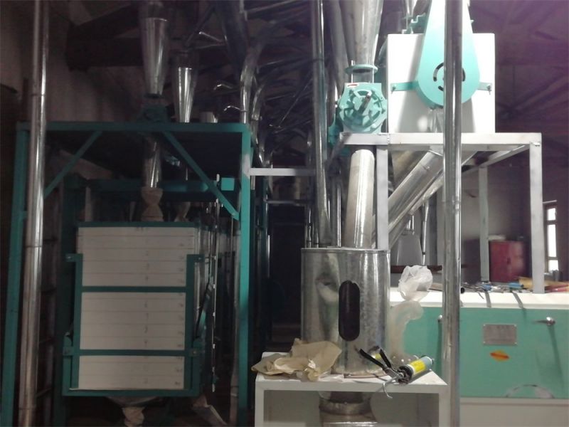 新疆昌吉三加一石磨和六组平筛制粉两套磨粉机